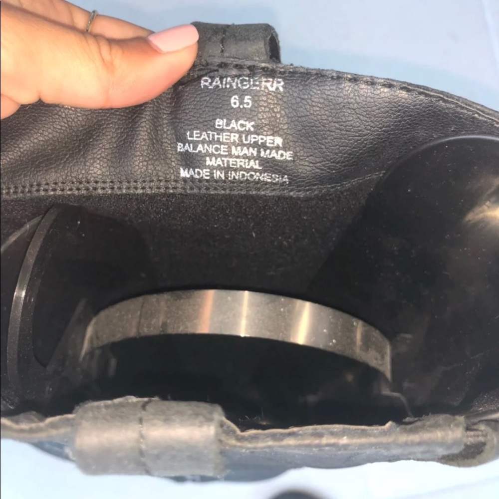 🚫SOLD🚫 Steve Madden Black raingerr boots - Picture 4 of 4